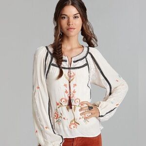 Free People Tiger  lily floral, embroidered, Boho peasant, top blouse women S